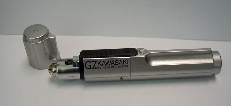 日本製造 “Kawasaki” JKS-7S 男士防水電動 (耳鼻毛專用) 修毛器